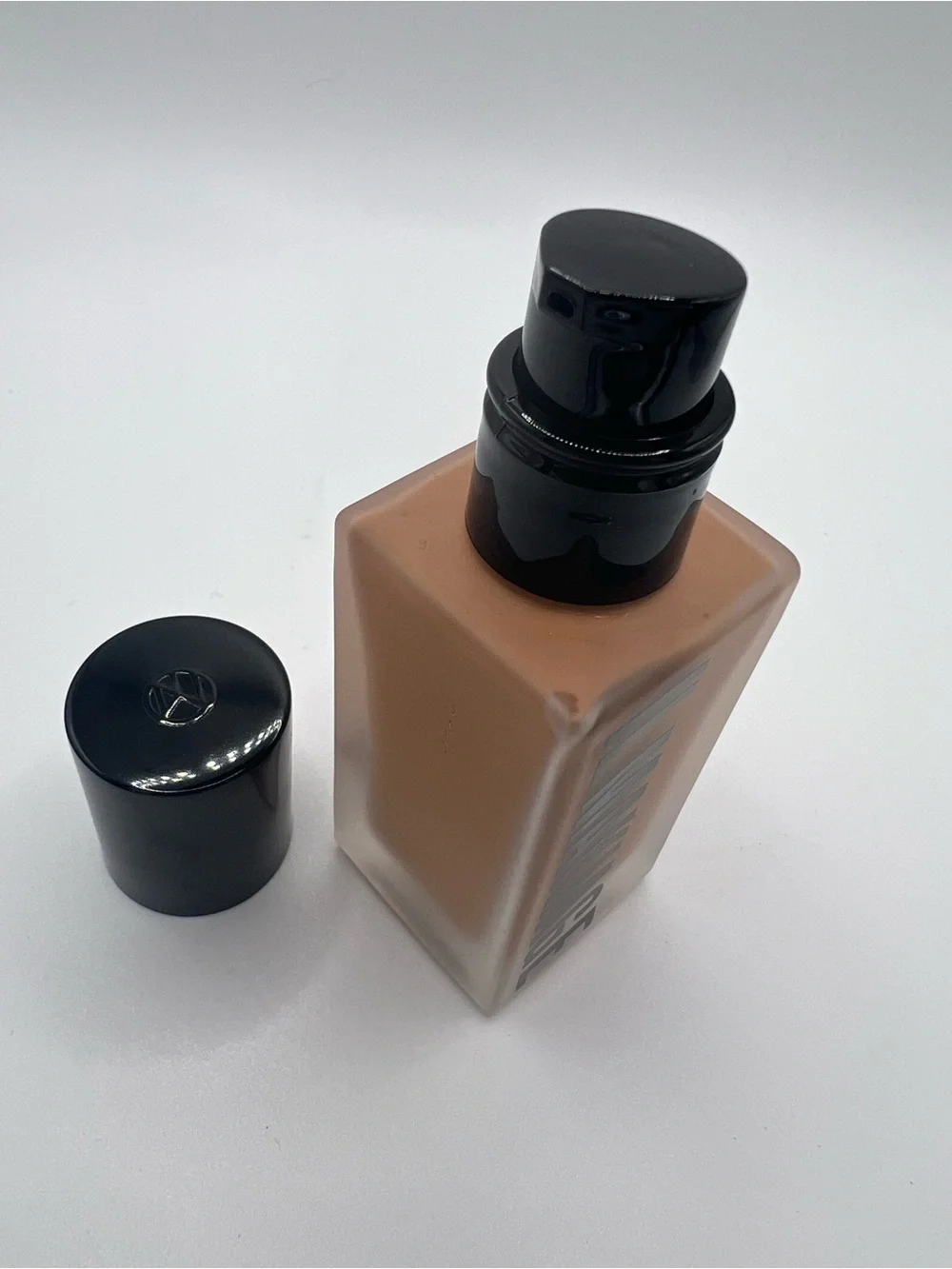 IL MAKIAGE 135 Woke Up Like This‎ Flawless Base Liquid Foundation NEW